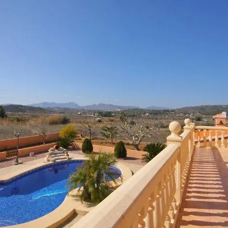 Villa Sleeps 8 Pool *