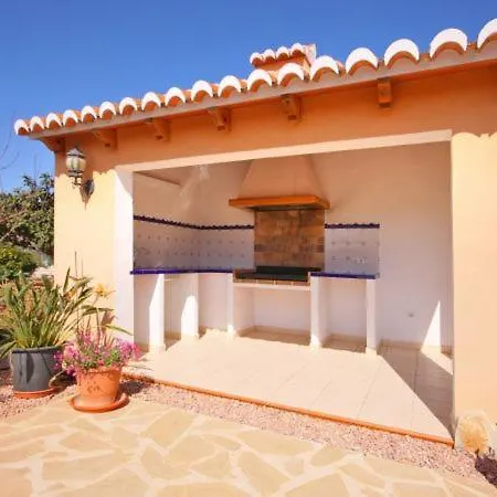 Villa Sleeps 8 Pool