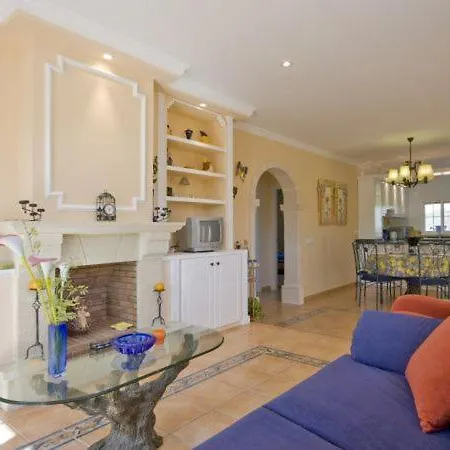 Villa Sleeps 8 Pool Teulada
